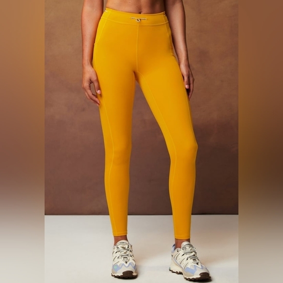 Fabletics Bungee Sports Bra & Motion365+ Leggings Set High Impact Activewear Sm - Picture 9 of 16